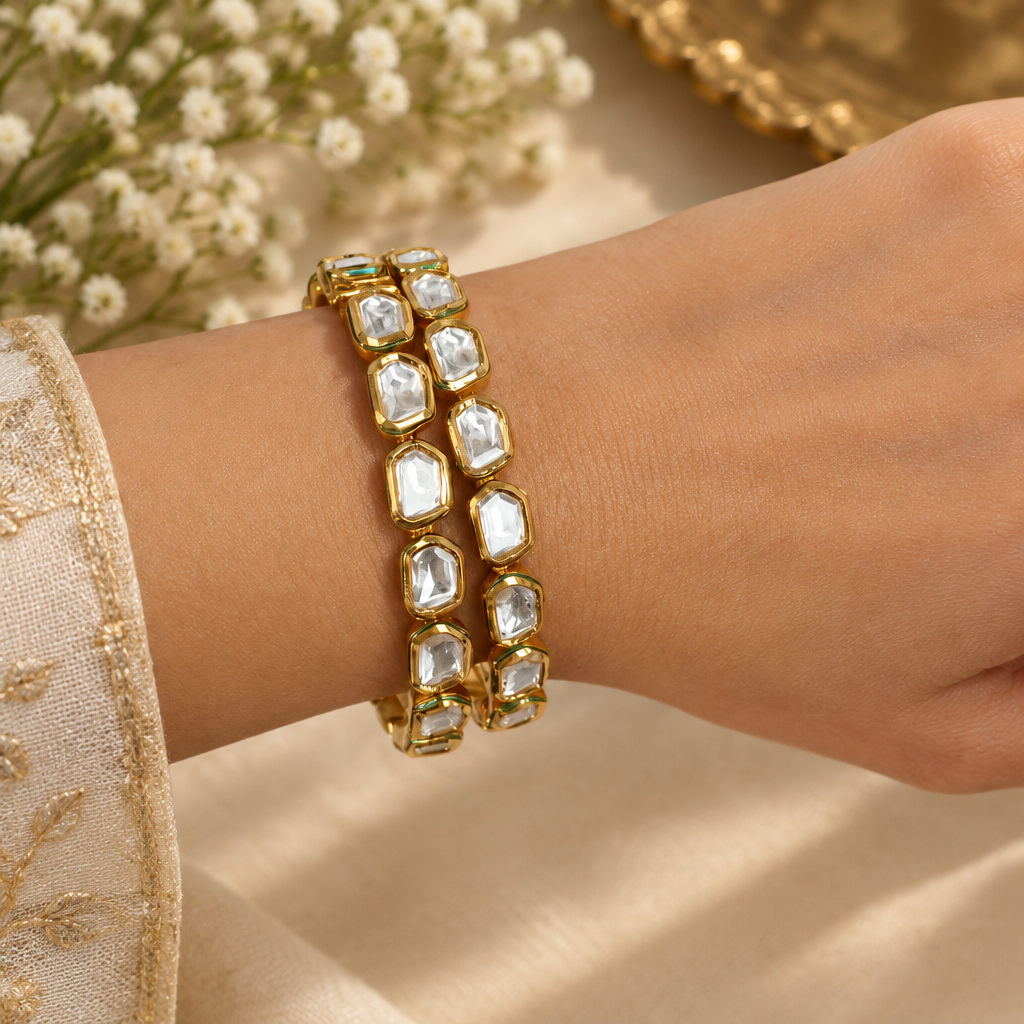 Aarna Emerald Frame Bangle Pair